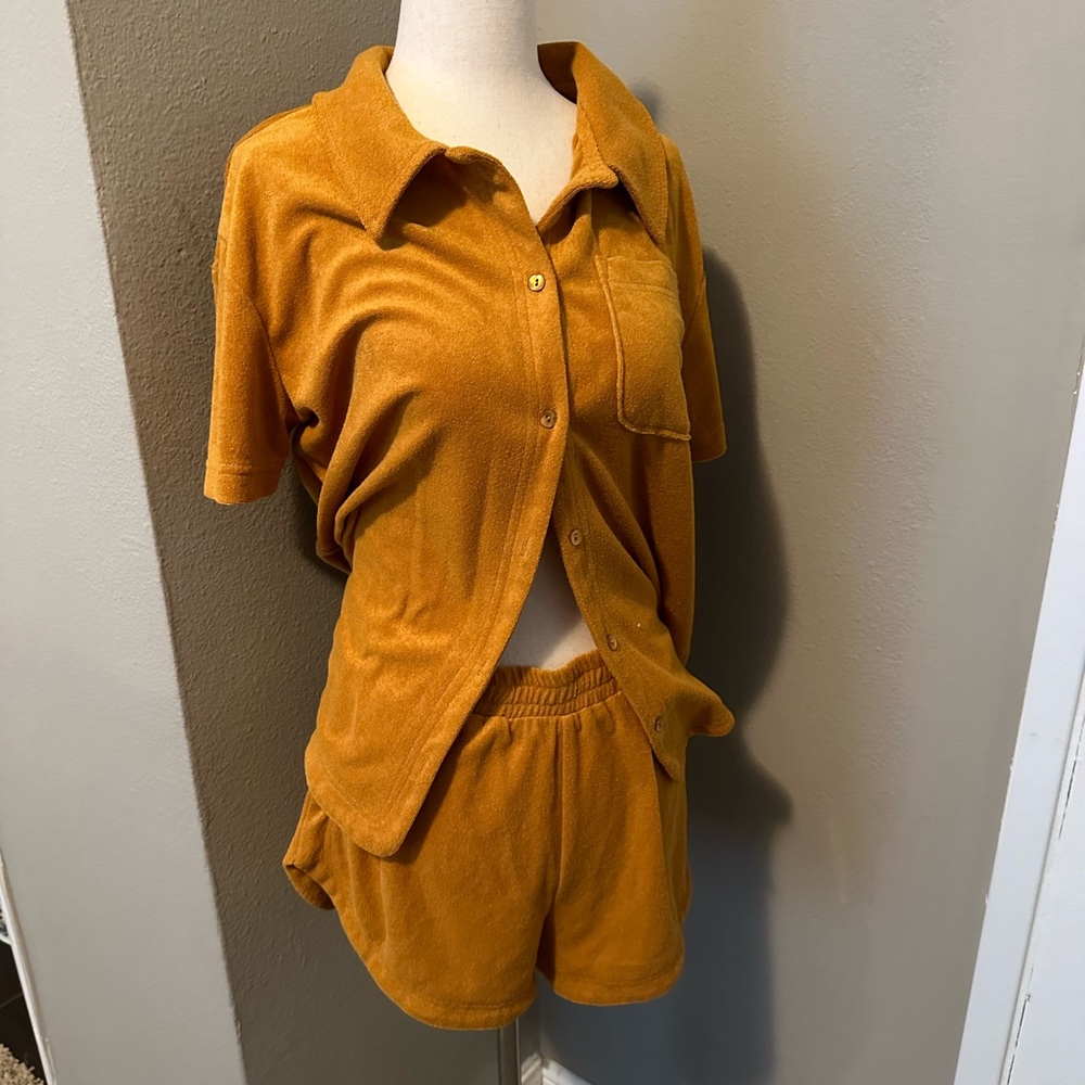 [Hutch] Two-Piece Terry Cloth Set